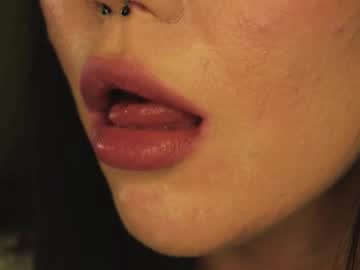 Silkyfin Chaturbate stream image from December 14, 2025
