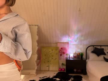 Uwunikaa Chaturbate stream image from December 14, 2025