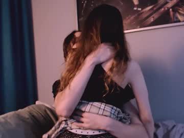 Kitkatsweetspot Chaturbate stream image from December 14, 2025