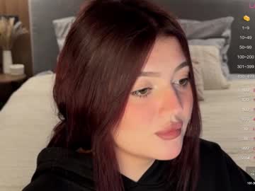Moonrenata Chaturbate stream image from December 14, 2025
