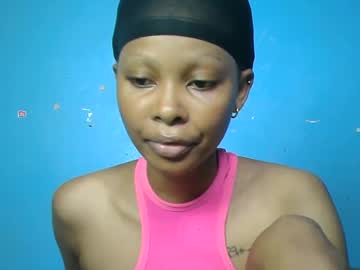 Pinky_Lov Chaturbate stream image from December 14, 2025