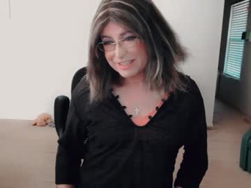 Luvs2bbritney Chaturbate stream image from December 14, 2025