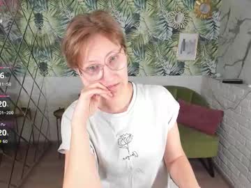 Paris_Cherry Chaturbate stream image from December 14, 2025