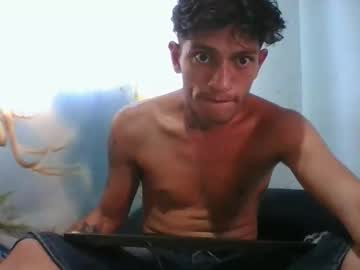 Resurgirkratosking999 Chaturbate stream image from December 14, 2025