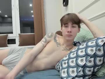 Aplant_ Chaturbate stream image from December 15, 2025