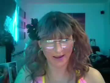 Petrathomas Chaturbate stream image from December 15, 2025
