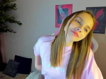 Lina_Reeds Chaturbate stream image from December 15, 2025