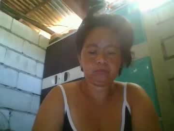 Hotchicks4uxx Chaturbate stream image from December 15, 2025
