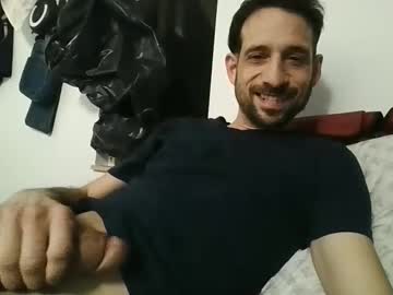 Briangauthier Chaturbate stream image from December 15, 2025