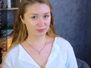 Ursulafantini Chaturbate stream image from December 15, 2025