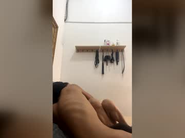 Ale420hot Chaturbate stream image from December 15, 2025