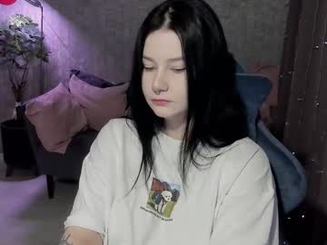 Alinegreeeen Chaturbate stream image from December 15, 2025