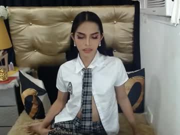Shanleehotcreammy Chaturbate stream image from December 15, 2025