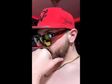 Thickhandsomeman Chaturbate stream image from December 15, 2025
