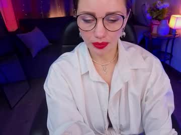 Vivien_Star Chaturbate stream image from December 15, 2025