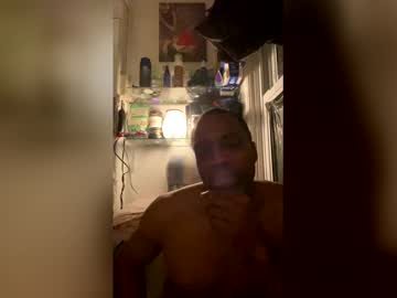 Slim975 Chaturbate stream image from December 15, 2025