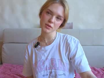 Cyberheart_ Chaturbate stream image from December 15, 2025
