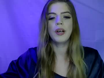 Therealsummerbreeze Chaturbate stream image from December 15, 2025