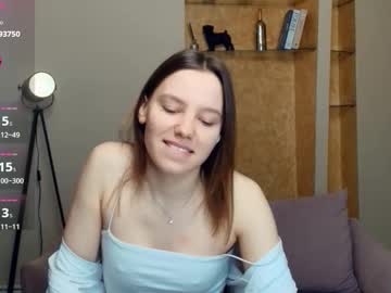 Meryldell Chaturbate stream image from December 15, 2025