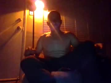 Nakedinla Chaturbate stream image from December 15, 2025