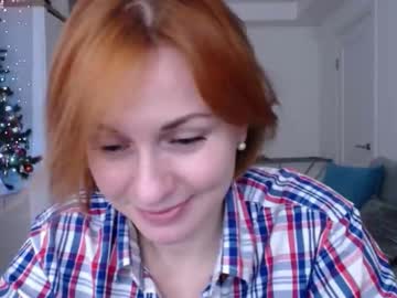 Yummylilya Chaturbate stream image from December 15, 2025