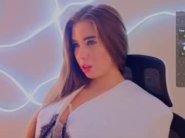 Evapuff Chaturbate stream image from December 15, 2025