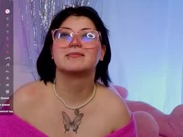 Lunaa_Blisss Chaturbate stream image from December 15, 2025