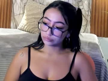 Valkyfoxxx Chaturbate stream image from December 15, 2025