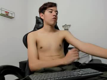 Bunny_Maxxi Chaturbate stream image from December 15, 2025