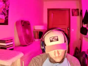 Kheezygg Chaturbate stream image from December 15, 2025