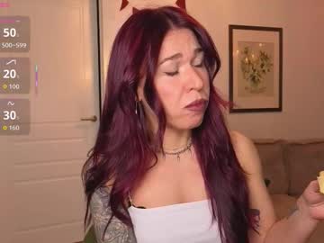 Reginahawkinss Chaturbate stream image from December 15, 2025