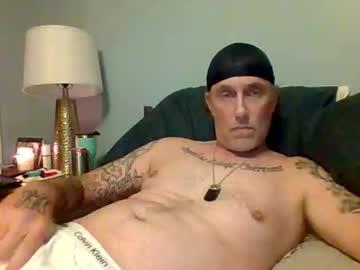 Thezosk Chaturbate stream image from December 15, 2025