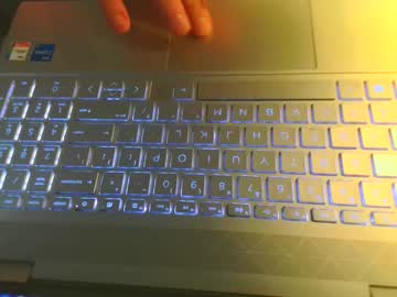 Lootzcum Chaturbate stream image from December 15, 2025