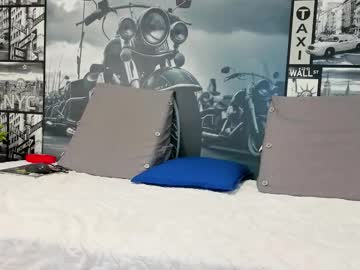 Sheila_Desire Chaturbate stream image from December 15, 2025