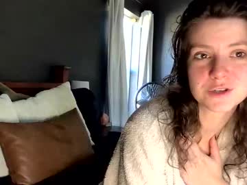 Jlynn1997 Chaturbate stream image from December 15, 2025