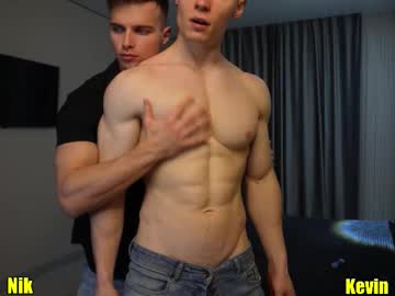 Kevin_Geo Chaturbate stream image from December 15, 2025