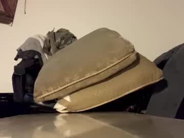 Martasub Chaturbate stream image from December 15, 2025