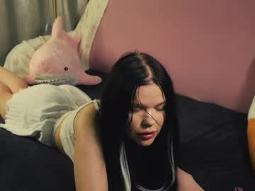 Silkyfin Chaturbate stream image from December 15, 2025