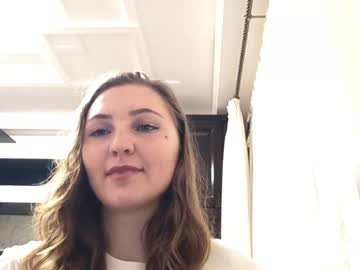 Stephnietackett Chaturbate stream image from December 15, 2025
