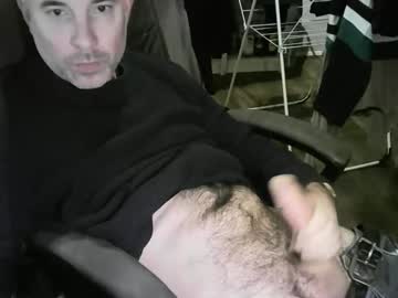Chrisprngr Chaturbate stream image from December 15, 2025