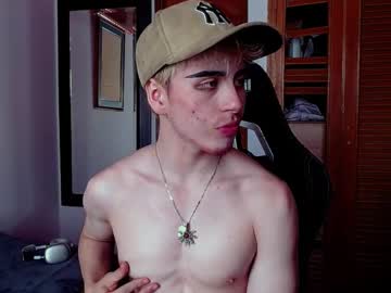 Danteobscuro Chaturbate stream image from December 15, 2025