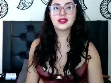 Evoletmk Chaturbate stream image from December 15, 2025