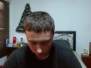 Aron_Miller18 Chaturbate stream image from December 15, 2025