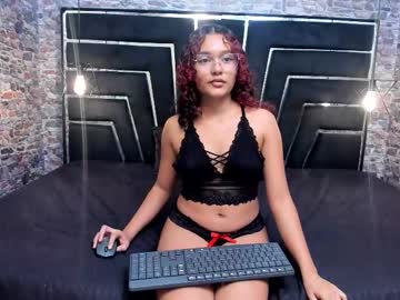 Sweetsofiia_ Chaturbate stream image from December 15, 2025