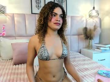 Catalina__Rosse Chaturbate stream image from December 15, 2025