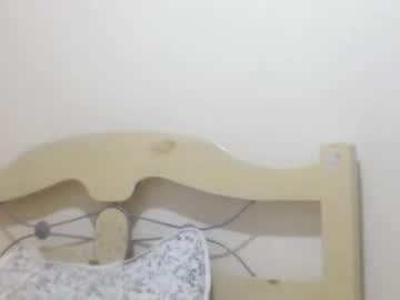 Saahred Chaturbate stream image from December 15, 2025