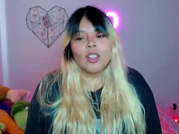Elymoon Chaturbate stream image from December 15, 2025