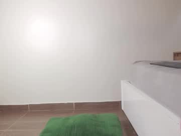 Ririibrunette__ Chaturbate stream image from December 15, 2025