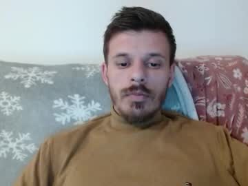 Rayann27 Chaturbate stream image from December 15, 2025