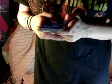 Aleenachexxx Chaturbate stream image from December 16, 2025